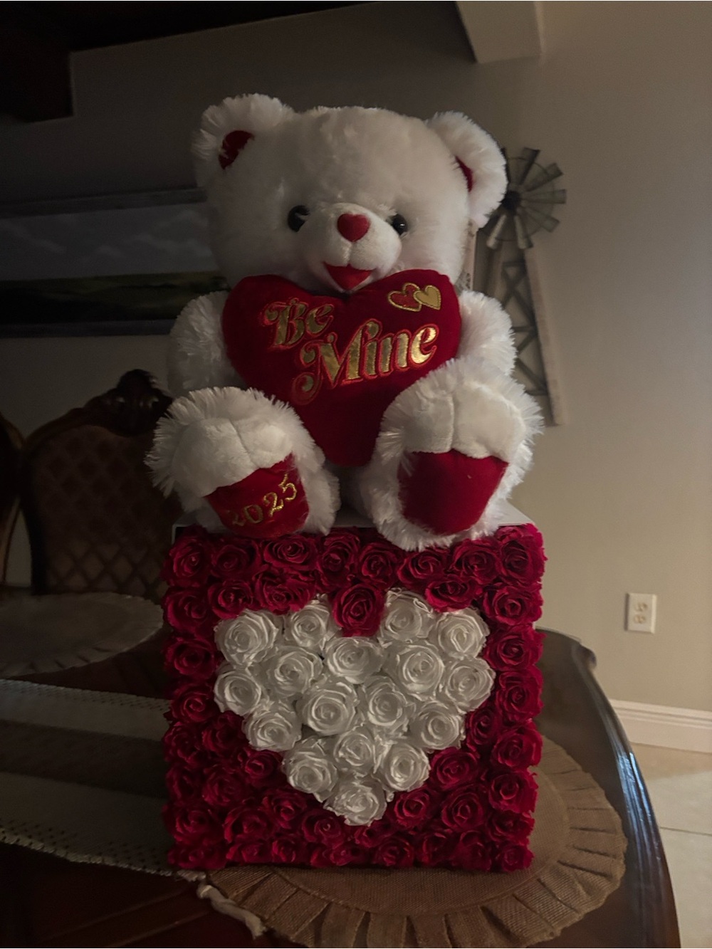 Venus Et Fleur ~White & Red 'Be Mine' Bear with Red and White Rose Box Accent